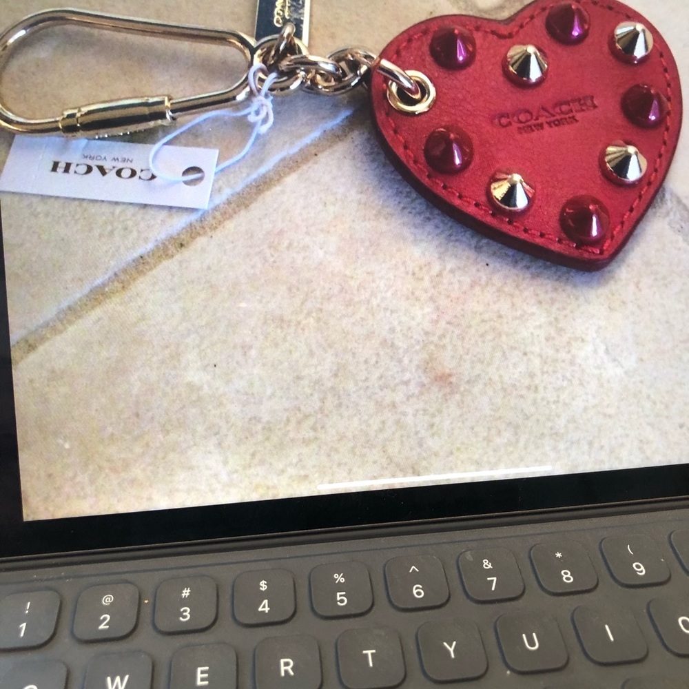 coach heart keychain